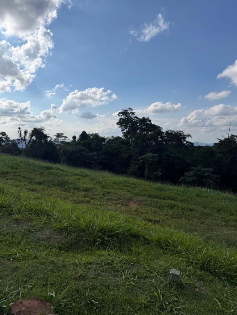 Terreno com 724 m² em Aldeia da Serra, Santana de Parnaíba — foto 1 de 3