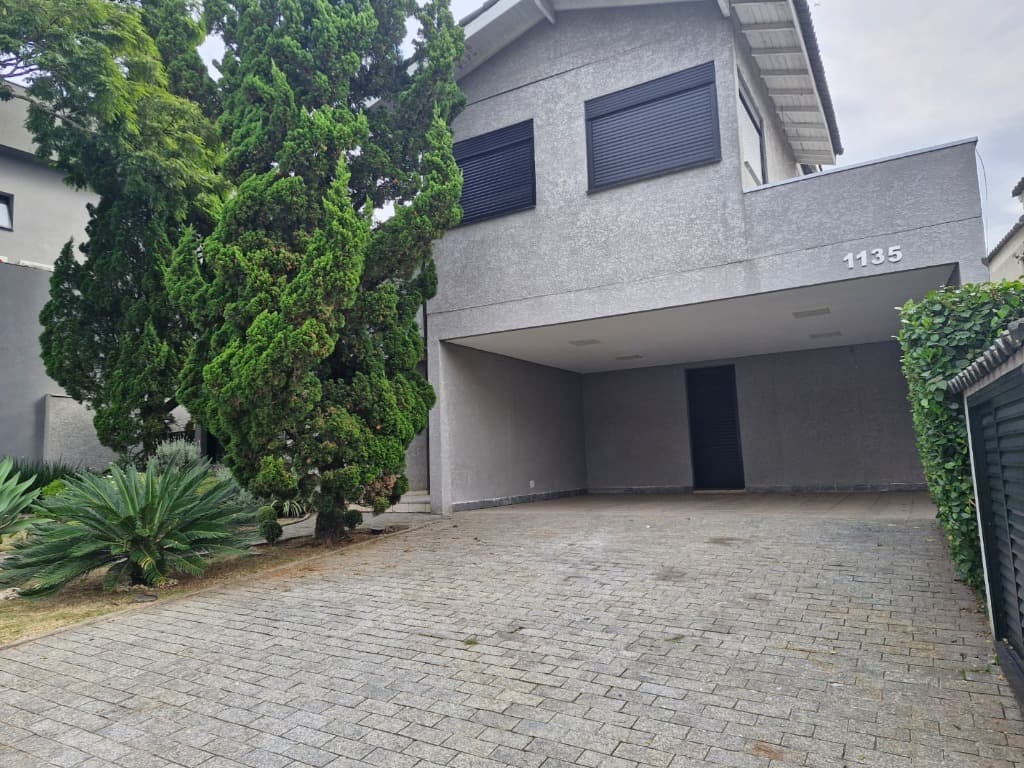 Casa com 4 quartos e 2 suítes em Aldeia da Serra, Santana de Parnaíba — foto 1 de 42