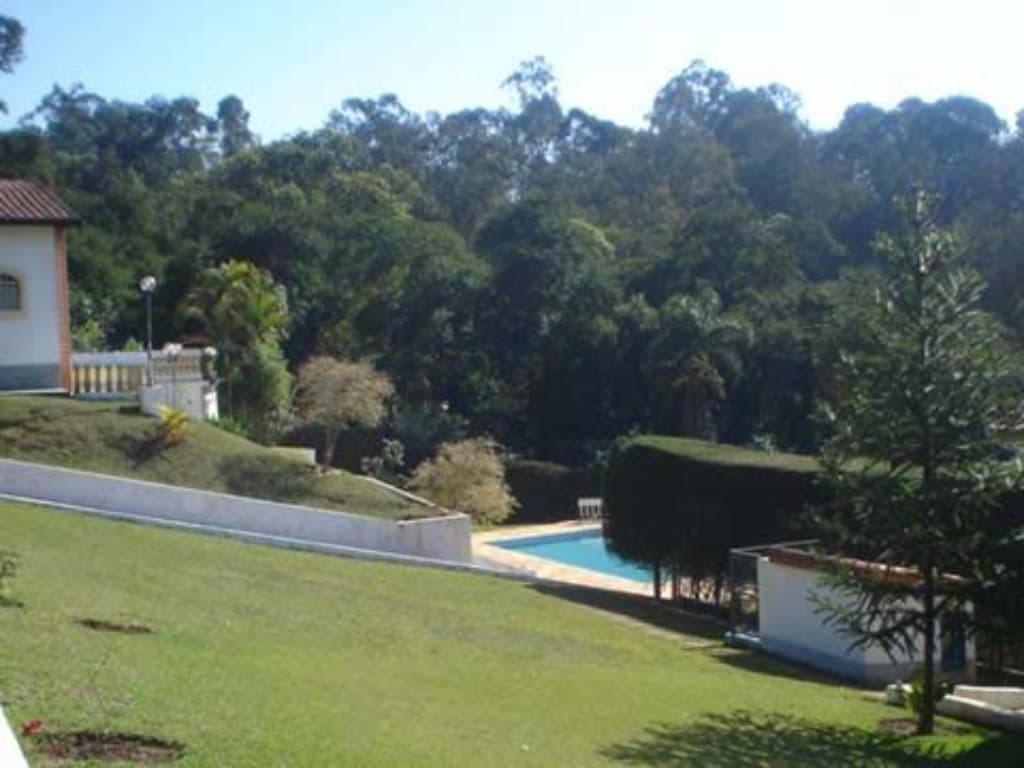 Chácara com 5 quartos e 1 suíte em Portal das Acácias, Santana de Parnaíba — foto 1 de 45