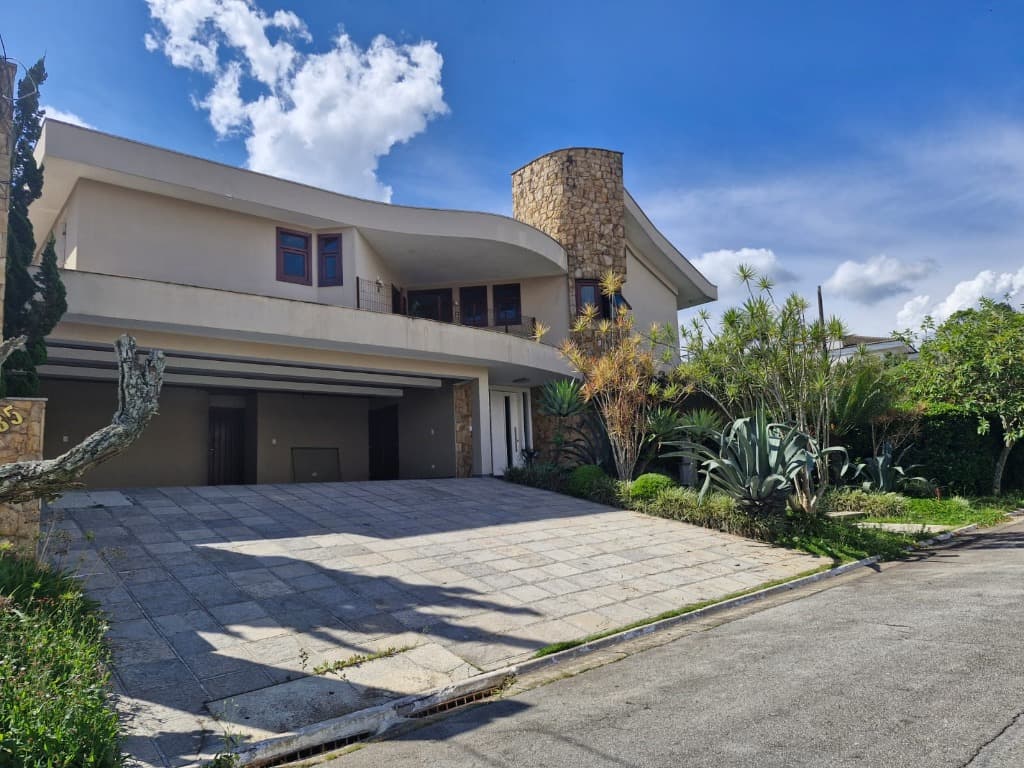 Casa com 5 quartos e 5 suítes em Aldeia da Serra, Santana de Parnaíba — foto 1 de 50