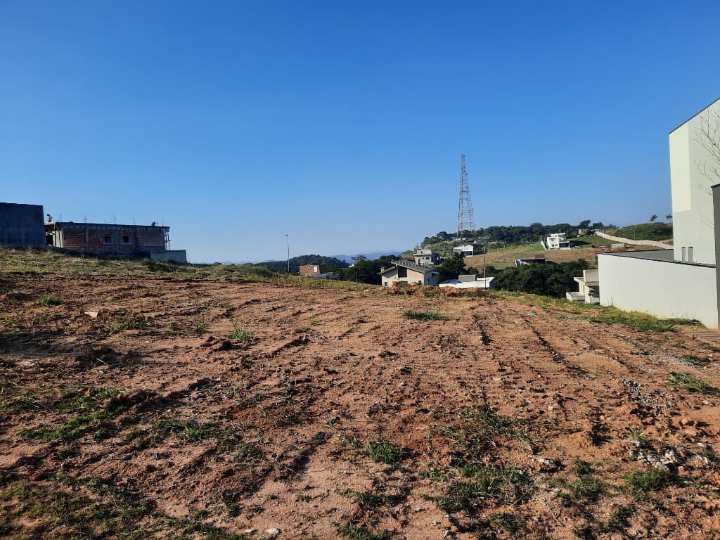 Terreno com 427.61 m² em Aldeia da Serra, Santana de Parnaíba — foto 1 de 4