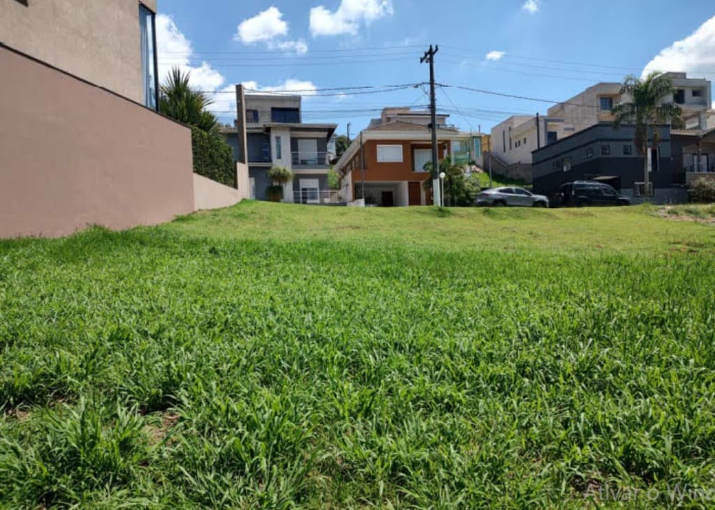 Terreno com 400 m² em Aldeia da Serra, Santana de Parnaíba — foto 1 de 17