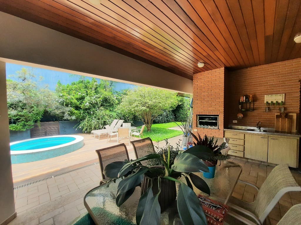 Casa em Condomínio de Luxo na Aldeia da Serra, Barueri-SP: 4 Quartos, 2 Suítes, 3 Salas, 6 Banheiros, 4 Vagas, 385m². — foto 1 de 46