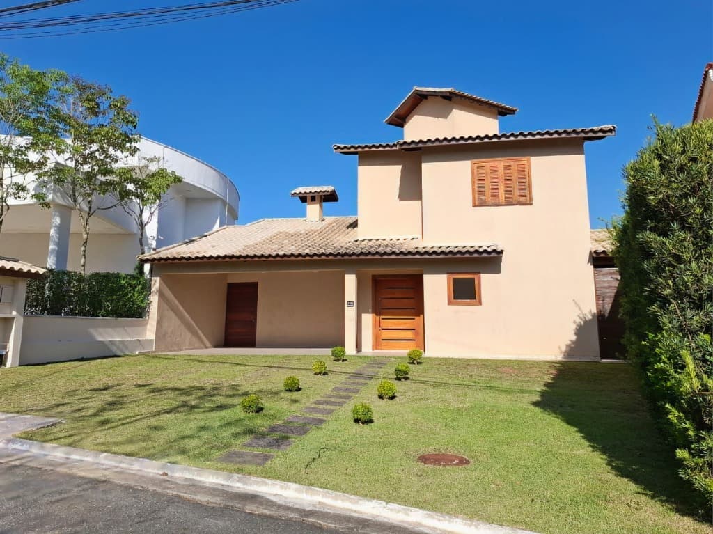 Casa com 3 quartos e 3 suítes em Aldeia da Serra, Santana de Parnaíba — foto 1 de 47