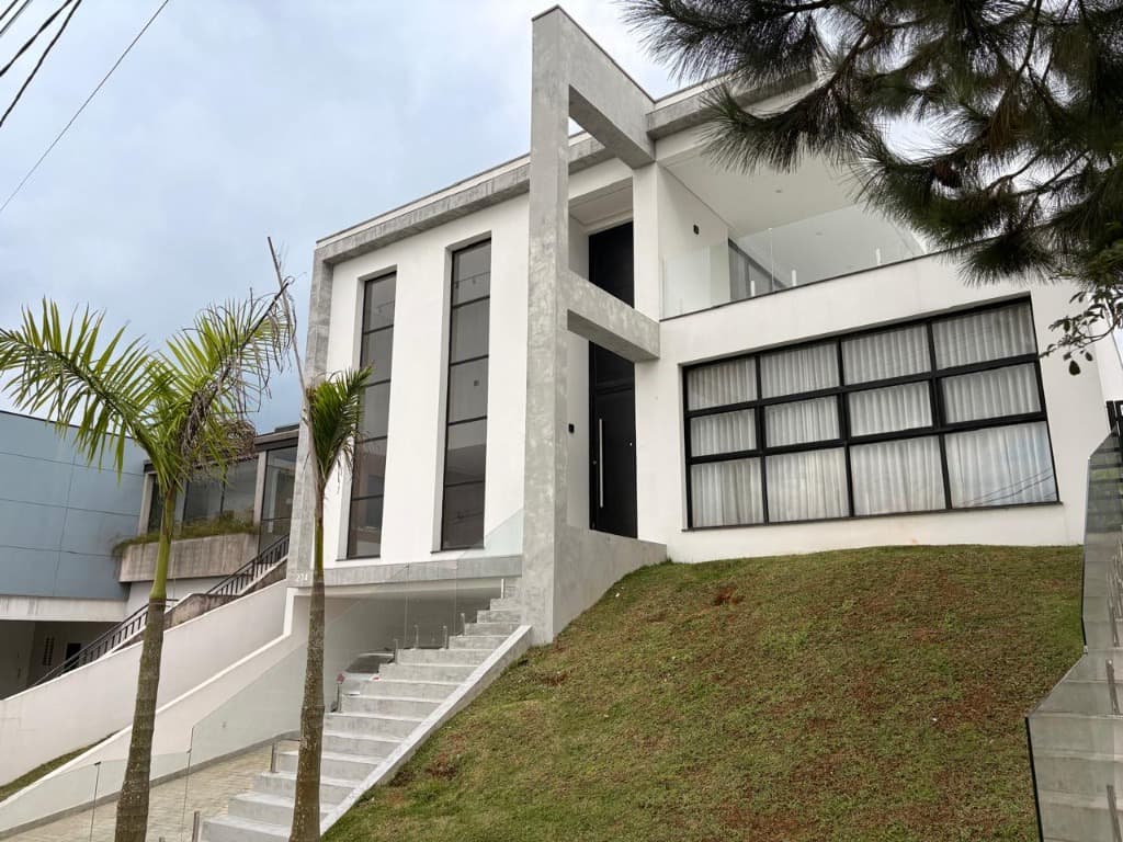 Casa com 4 quartos e 4 suítes em Aldeia da Serra, Santana de Parnaíba — foto 1 de 28