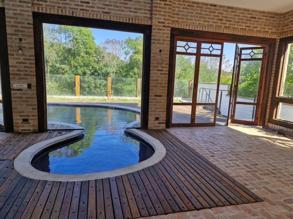 Casa com 4 quartos e 4 suítes em Aldeia da Serra, Barueri — foto 1 de 57